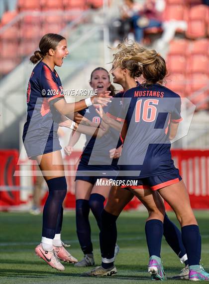 Thumbnail 1 in Mountain Crest vs. Timpanogos (UHSAA 4A Final) photogallery.