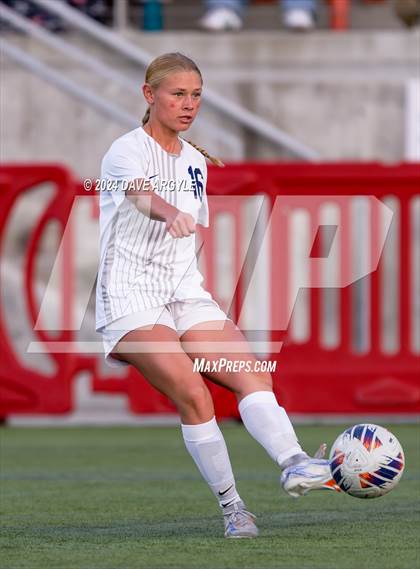 Thumbnail 2 in Mountain Crest vs. Timpanogos (UHSAA 4A Final) photogallery.