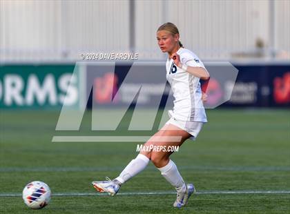 Thumbnail 3 in Mountain Crest vs. Timpanogos (UHSAA 4A Final) photogallery.