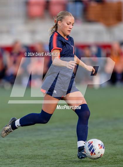 Thumbnail 1 in Mountain Crest vs. Timpanogos (UHSAA 4A Final) photogallery.