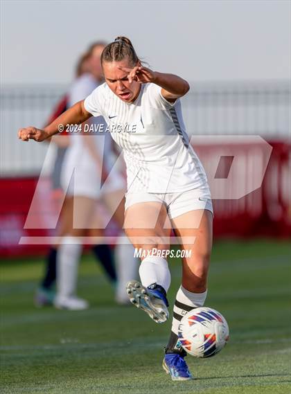 Thumbnail 2 in Mountain Crest vs. Timpanogos (UHSAA 4A Final) photogallery.