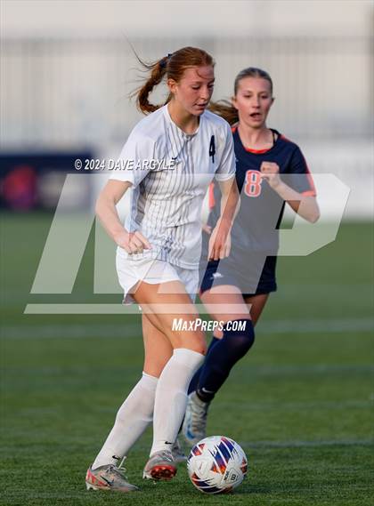 Thumbnail 1 in Mountain Crest vs. Timpanogos (UHSAA 4A Final) photogallery.