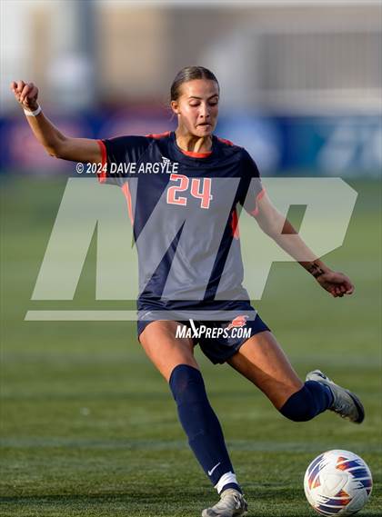 Thumbnail 3 in Mountain Crest vs. Timpanogos (UHSAA 4A Final) photogallery.