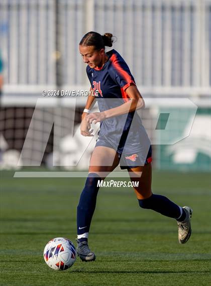 Thumbnail 3 in Mountain Crest vs. Timpanogos (UHSAA 4A Final) photogallery.