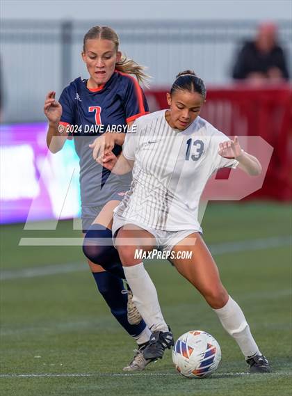 Thumbnail 3 in Mountain Crest vs. Timpanogos (UHSAA 4A Final) photogallery.