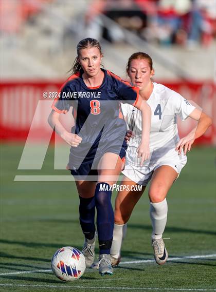 Thumbnail 2 in Mountain Crest vs. Timpanogos (UHSAA 4A Final) photogallery.