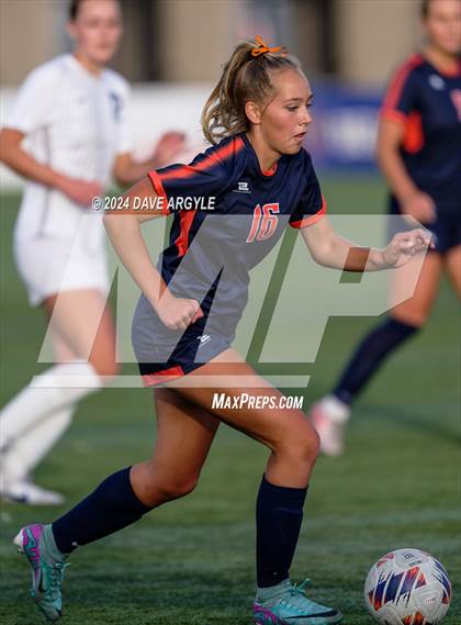 Thumbnail 2 in Mountain Crest vs. Timpanogos (UHSAA 4A Final) photogallery.