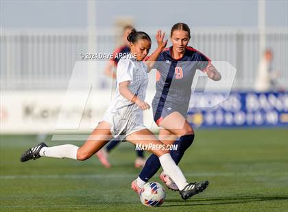 Thumbnail 3 in Mountain Crest vs. Timpanogos (UHSAA 4A Final) photogallery.