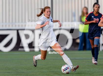 Thumbnail 3 in Mountain Crest vs. Timpanogos (UHSAA 4A Final) photogallery.