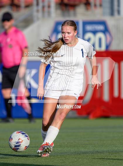 Thumbnail 1 in Mountain Crest vs. Timpanogos (UHSAA 4A Final) photogallery.