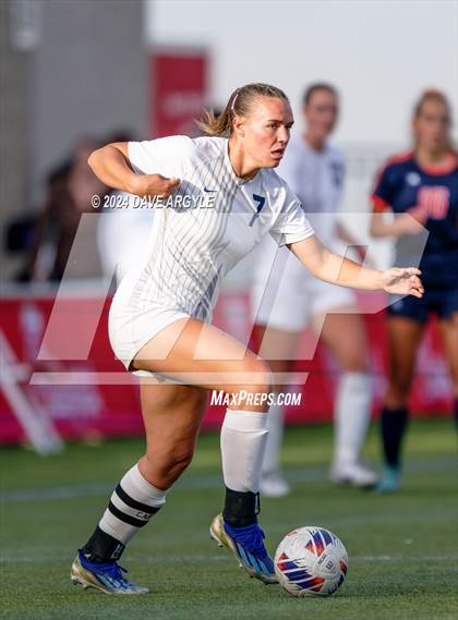 Thumbnail 3 in Mountain Crest vs. Timpanogos (UHSAA 4A Final) photogallery.