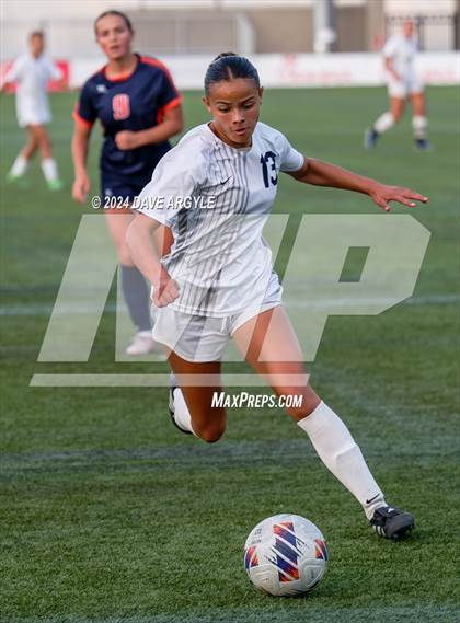 Thumbnail 2 in Mountain Crest vs. Timpanogos (UHSAA 4A Final) photogallery.