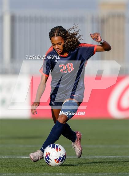 Thumbnail 3 in Mountain Crest vs. Timpanogos (UHSAA 4A Final) photogallery.