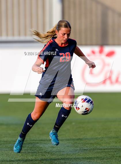 Thumbnail 3 in Mountain Crest vs. Timpanogos (UHSAA 4A Final) photogallery.