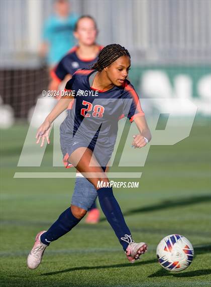 Thumbnail 2 in Mountain Crest vs. Timpanogos (UHSAA 4A Final) photogallery.