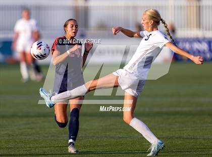 Thumbnail 1 in Mountain Crest vs. Timpanogos (UHSAA 4A Final) photogallery.