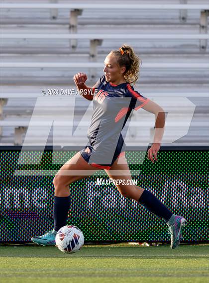 Thumbnail 2 in Mountain Crest vs. Timpanogos (UHSAA 4A Final) photogallery.