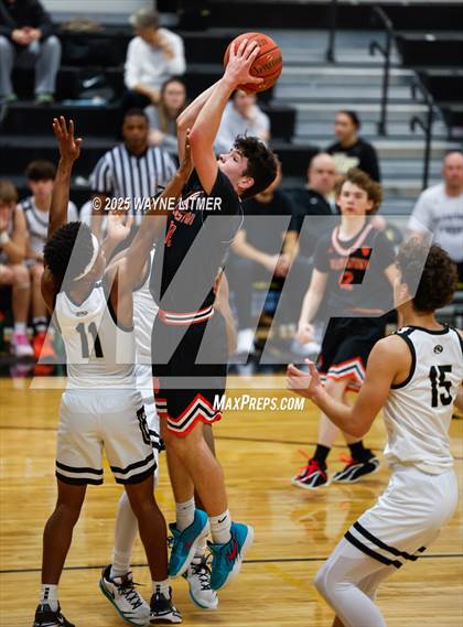 Thumbnail 1 in Williamstown vs Bellevue photogallery.