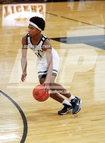 Thumbnail 2 in Williamstown vs Bellevue photogallery.