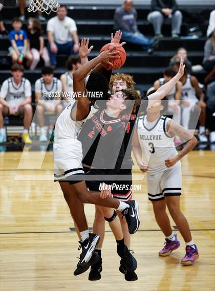 Thumbnail 1 in Williamstown vs Bellevue photogallery.