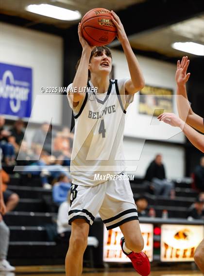 Thumbnail 3 in Williamstown vs Bellevue photogallery.