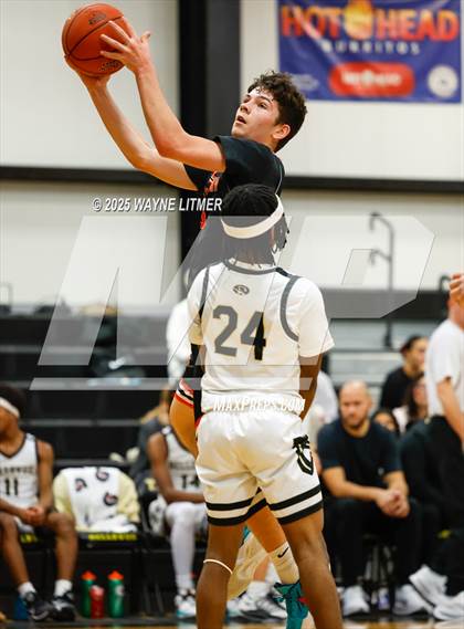 Thumbnail 3 in Williamstown vs Bellevue photogallery.