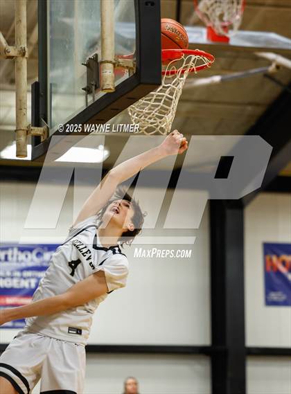 Thumbnail 1 in Williamstown vs Bellevue photogallery.