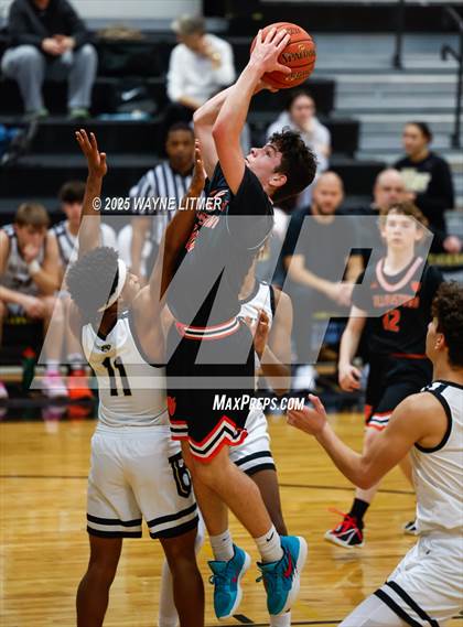 Thumbnail 3 in Williamstown vs Bellevue photogallery.
