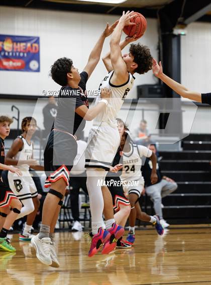 Thumbnail 1 in Williamstown vs Bellevue photogallery.