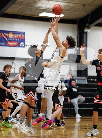 Thumbnail 1 in Williamstown vs Bellevue photogallery.