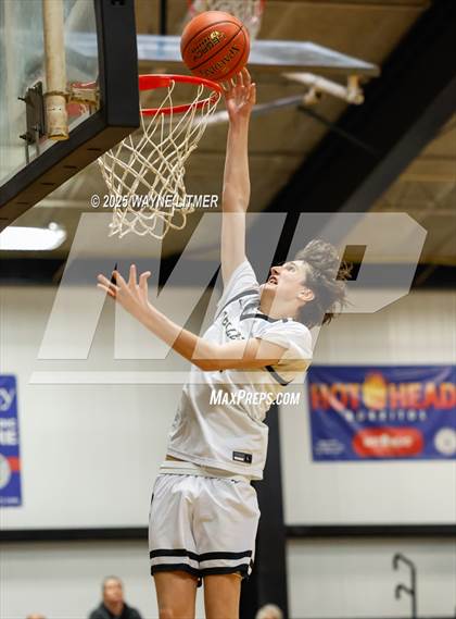 Thumbnail 1 in Williamstown vs Bellevue photogallery.