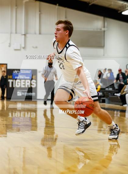 Thumbnail 2 in Williamstown vs Bellevue photogallery.