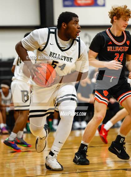 Thumbnail 1 in Williamstown vs Bellevue photogallery.