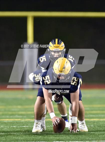 Thumbnail 1 in Rainier Beach @ Bellevue (WIAA 3A Quarterfinal Playoff) photogallery.