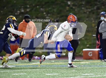 Thumbnail 2 in Rainier Beach @ Bellevue (WIAA 3A Quarterfinal Playoff) photogallery.