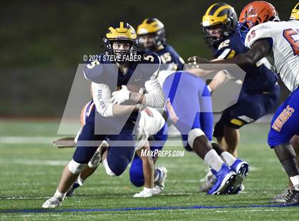 Thumbnail 1 in Rainier Beach @ Bellevue (WIAA 3A Quarterfinal Playoff) photogallery.