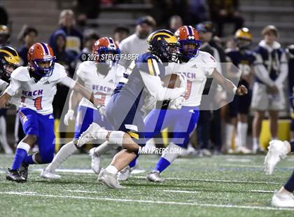 Thumbnail 1 in Rainier Beach @ Bellevue (WIAA 3A Quarterfinal Playoff) photogallery.