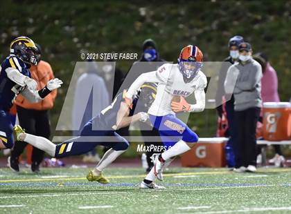 Thumbnail 3 in Rainier Beach @ Bellevue (WIAA 3A Quarterfinal Playoff) photogallery.