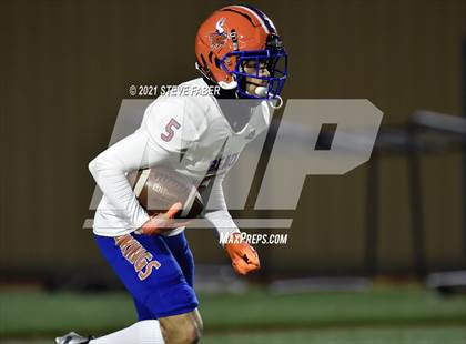 Thumbnail 1 in Rainier Beach @ Bellevue (WIAA 3A Quarterfinal Playoff) photogallery.