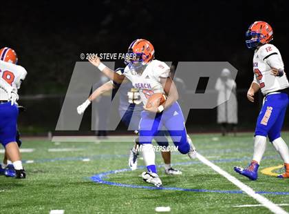 Thumbnail 3 in Rainier Beach @ Bellevue (WIAA 3A Quarterfinal Playoff) photogallery.