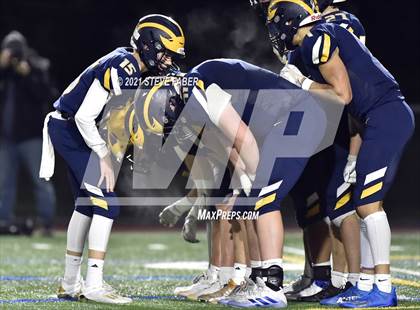 Thumbnail 2 in Rainier Beach @ Bellevue (WIAA 3A Quarterfinal Playoff) photogallery.