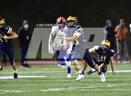 Thumbnail 3 in Rainier Beach @ Bellevue (WIAA 3A Quarterfinal Playoff) photogallery.
