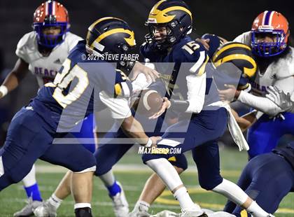 Thumbnail 3 in Rainier Beach @ Bellevue (WIAA 3A Quarterfinal Playoff) photogallery.