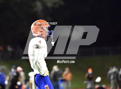 Thumbnail 3 in Rainier Beach @ Bellevue (WIAA 3A Quarterfinal Playoff) photogallery.