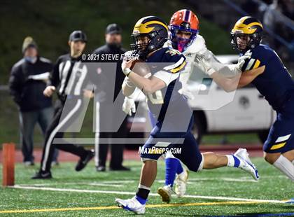 Thumbnail 1 in Rainier Beach @ Bellevue (WIAA 3A Quarterfinal Playoff) photogallery.