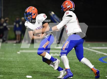 Thumbnail 1 in Rainier Beach @ Bellevue (WIAA 3A Quarterfinal Playoff) photogallery.