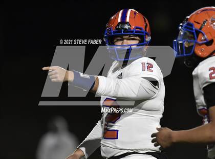 Thumbnail 3 in Rainier Beach @ Bellevue (WIAA 3A Quarterfinal Playoff) photogallery.