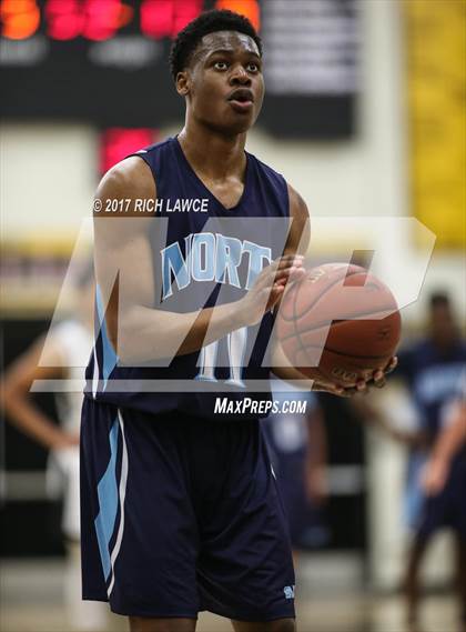 Thumbnail 3 in North @ El Dorado (CIF 1st Round Playoff) photogallery.