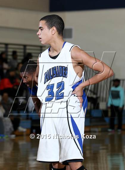 Thumbnail 3 in St. Bernard vs. Palisades (D1 Bound So Cal Christmas Classic) photogallery.
