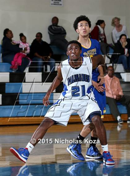 Thumbnail 3 in St. Bernard vs. Palisades (D1 Bound So Cal Christmas Classic) photogallery.
